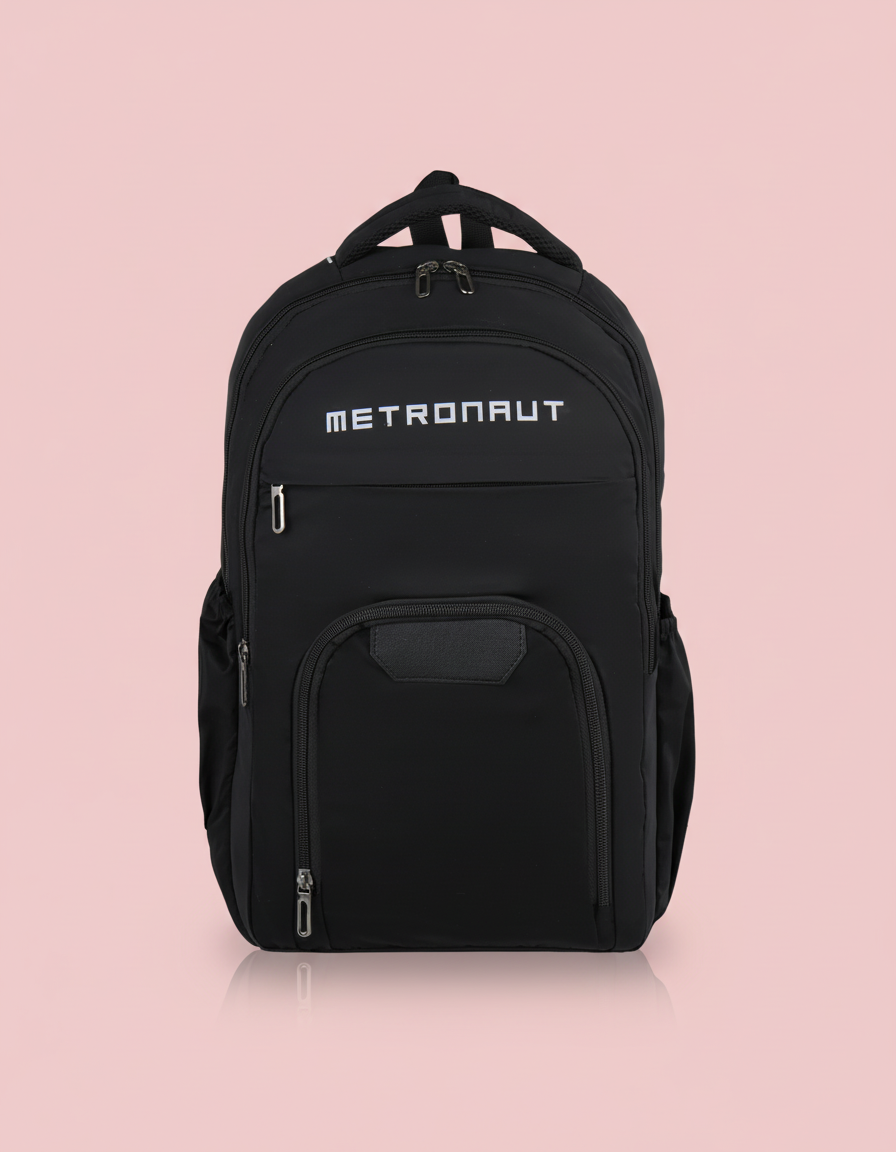 Corba Backpack — Smart Storage. Everyday Comfort.